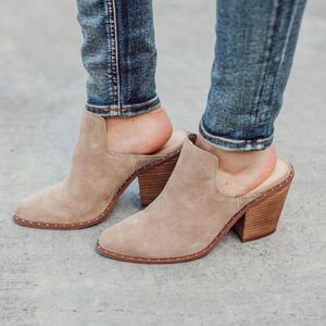 chinese laundry suede mules